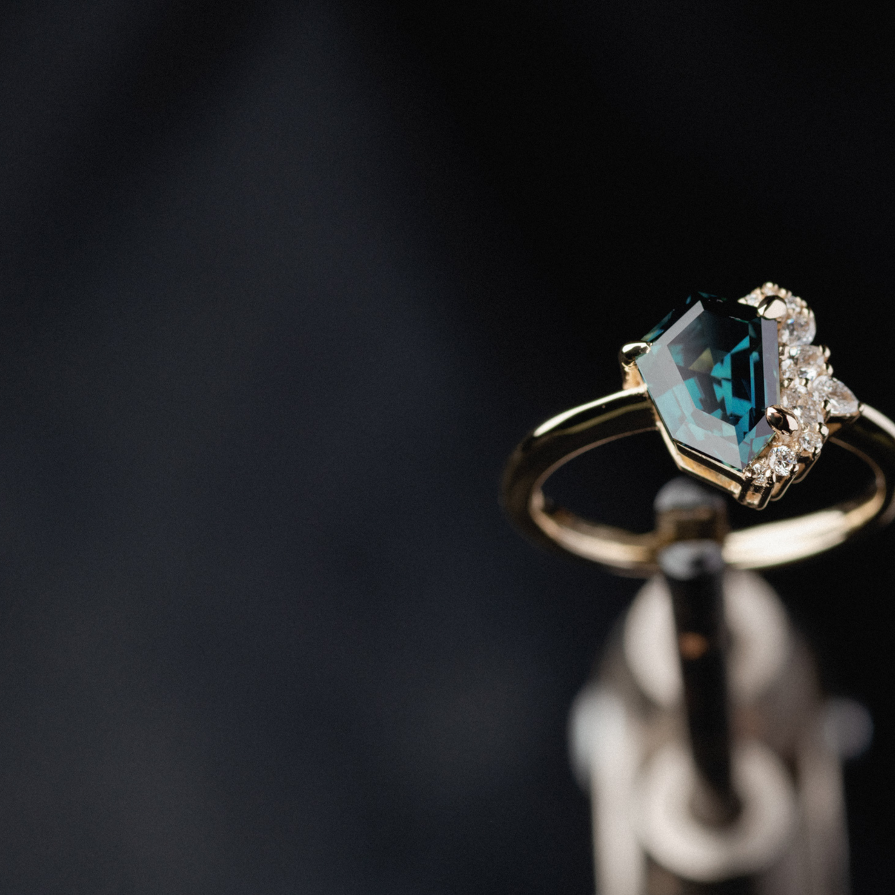 Irregular Cluster of Blue Sapphire & Diamond