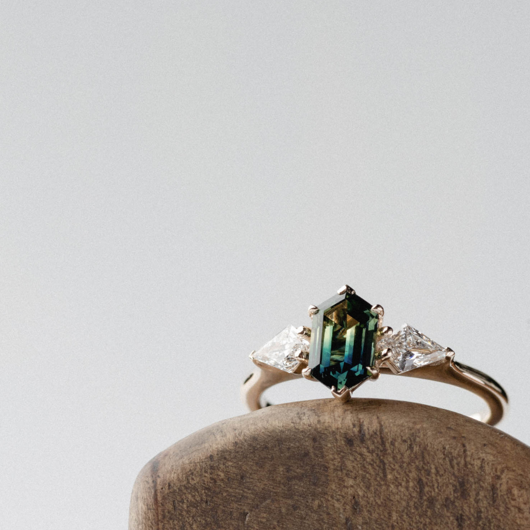 Three Stone of Hex & Kite