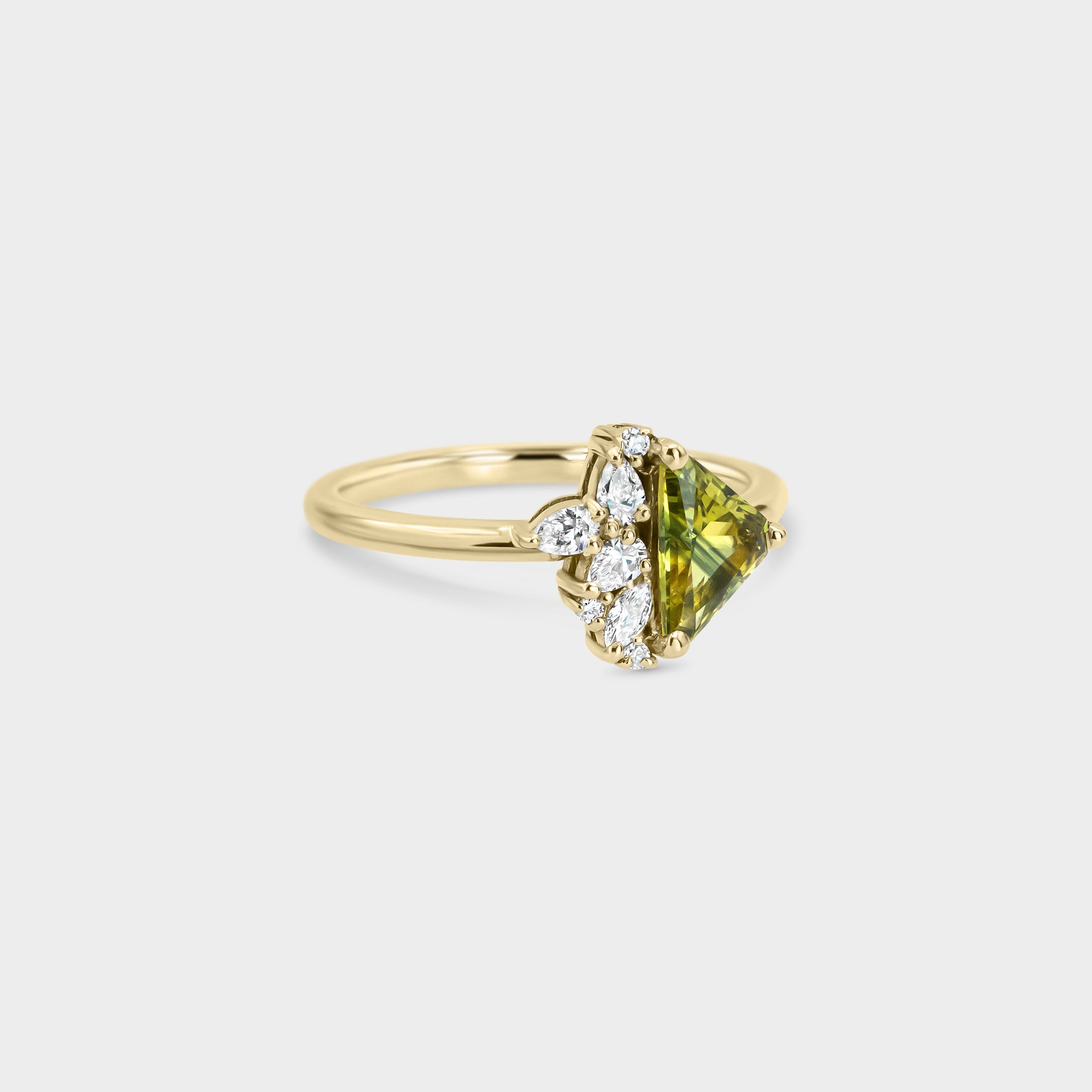 0.83ct Irregular Cluster of Sapphire & Diamond