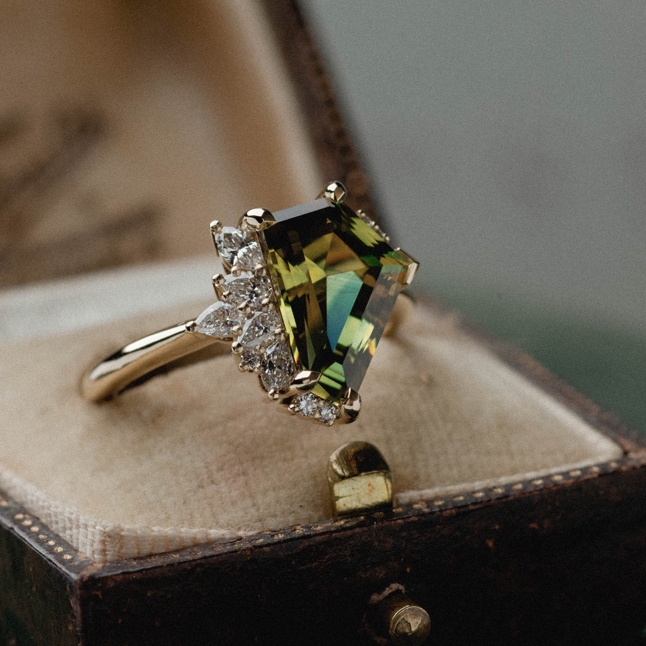 How Gemstone Origins Affect Value and Appearance – And Why Australian Sapphires Deserve Their Place Among the Best