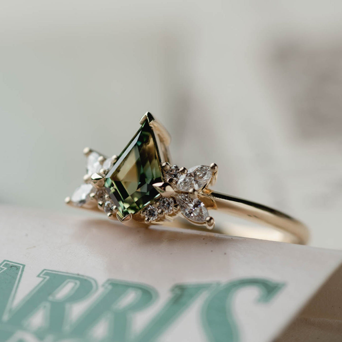 Why Parti Sapphires Are the Perfect Choice for Bespoke Engagement Rings