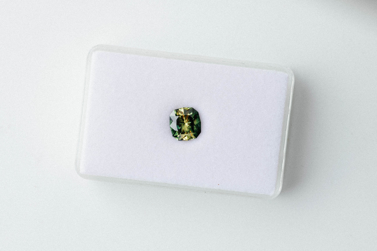 A Guide to Sapphires, Emeralds, and Other Non-Diamond Stones