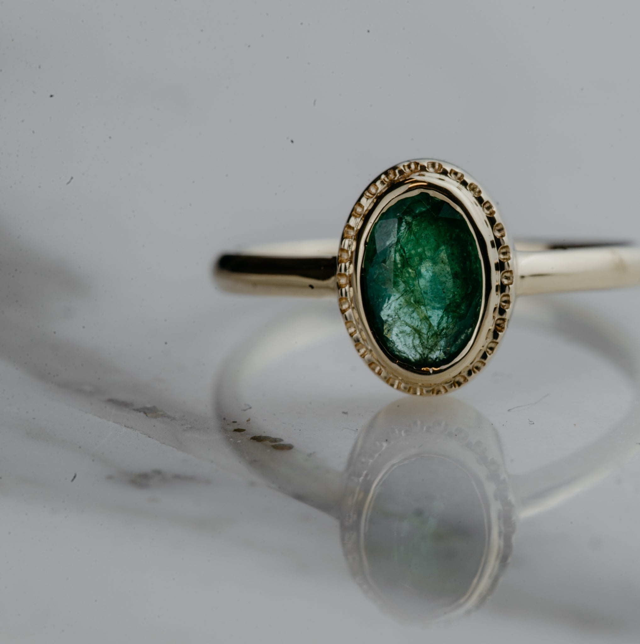 Beaded Bezel of Emerald - Laher