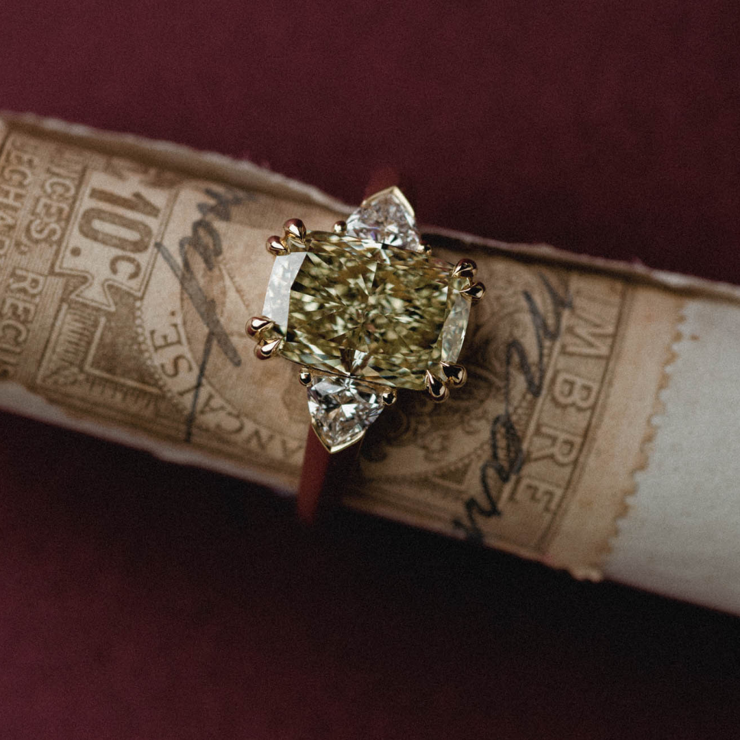 Lab Diamond vs Natural Diamond: An Honest Guide for Engagement Rings