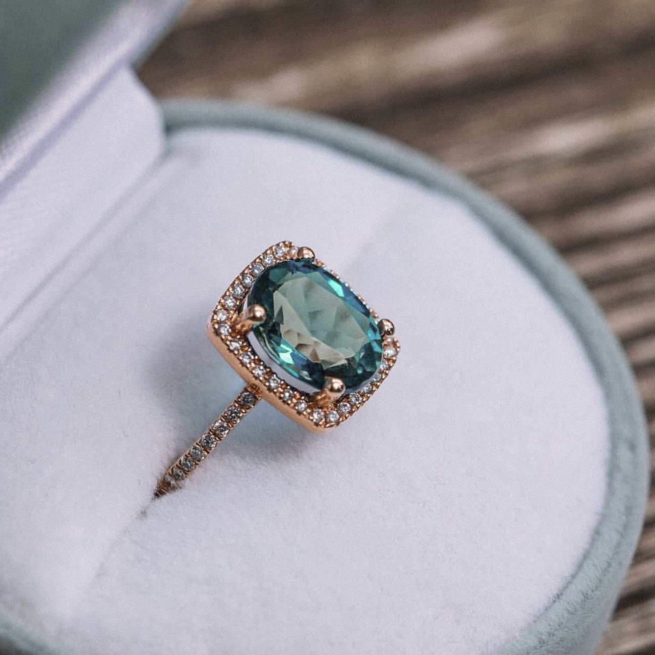 Halo of Topaz & White Diamond - Laher