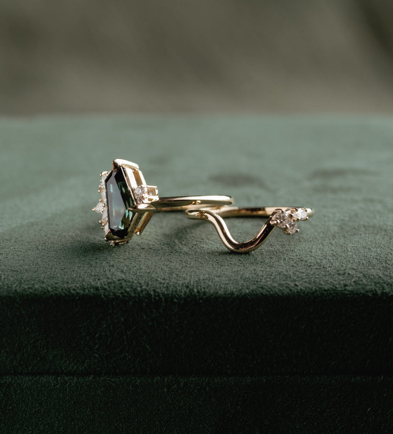 Irregular & Flush Wedding Band - Laher