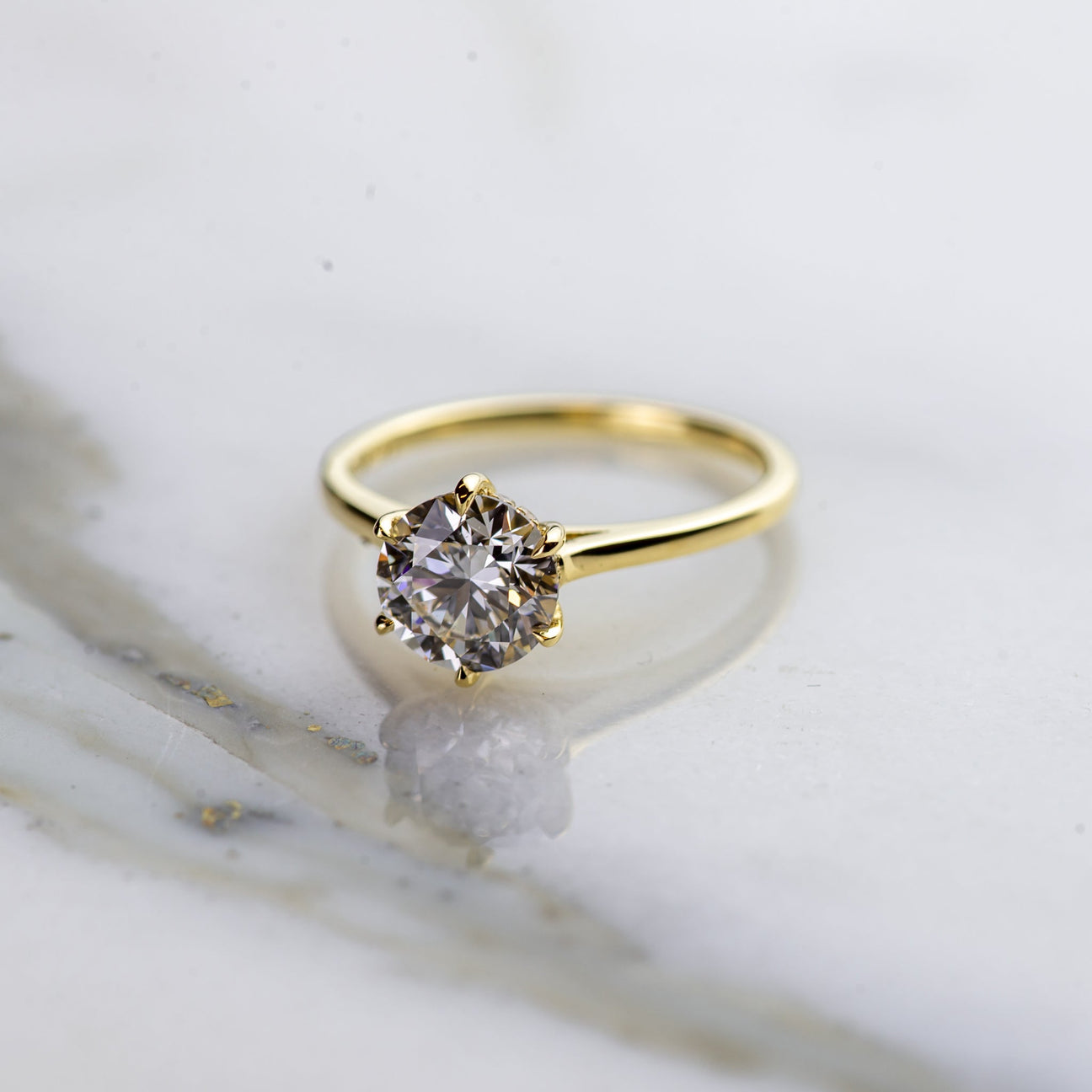 Round Solitaire w/ Hidden Halo - Laher