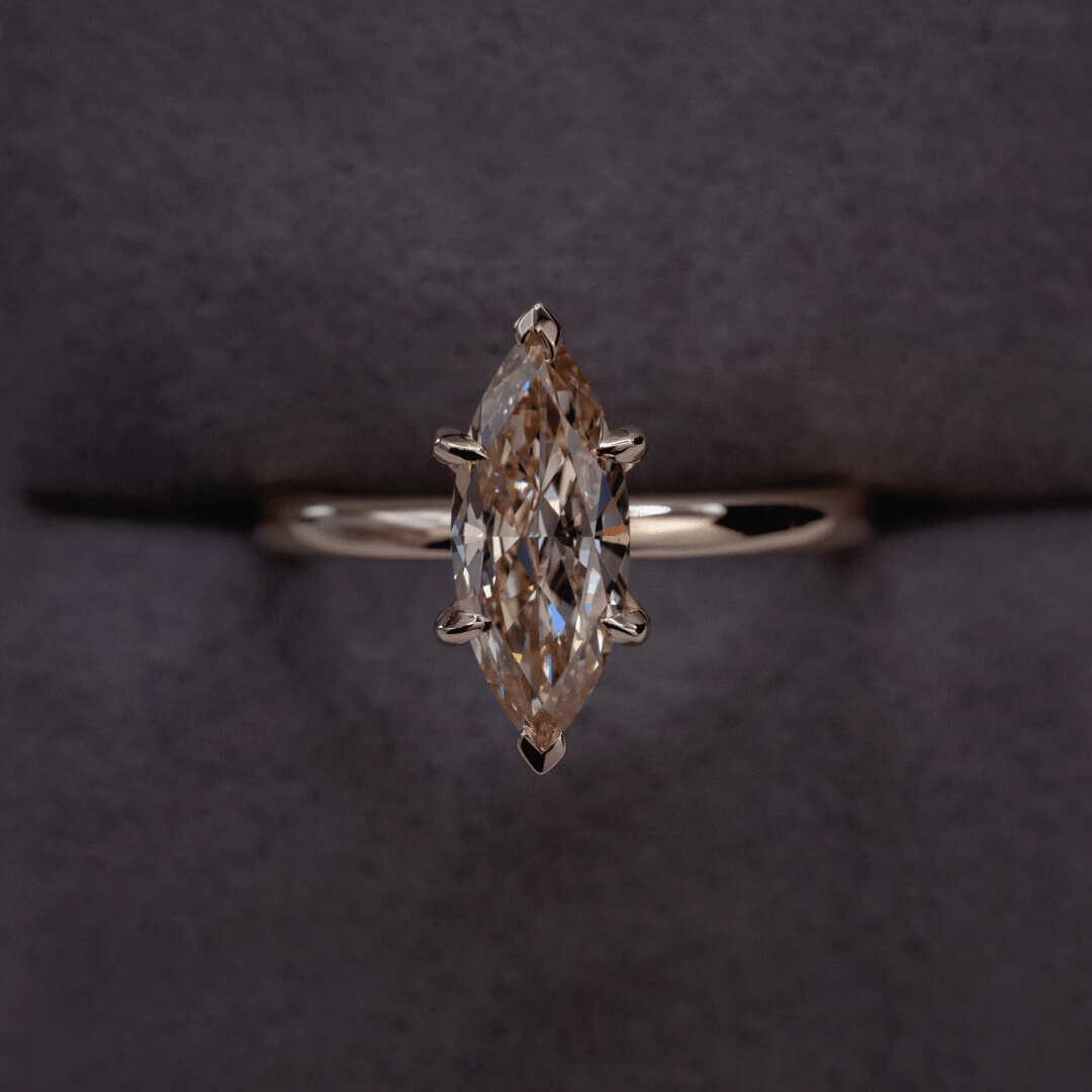 Solitaire Of Champagne Marquises - Laher