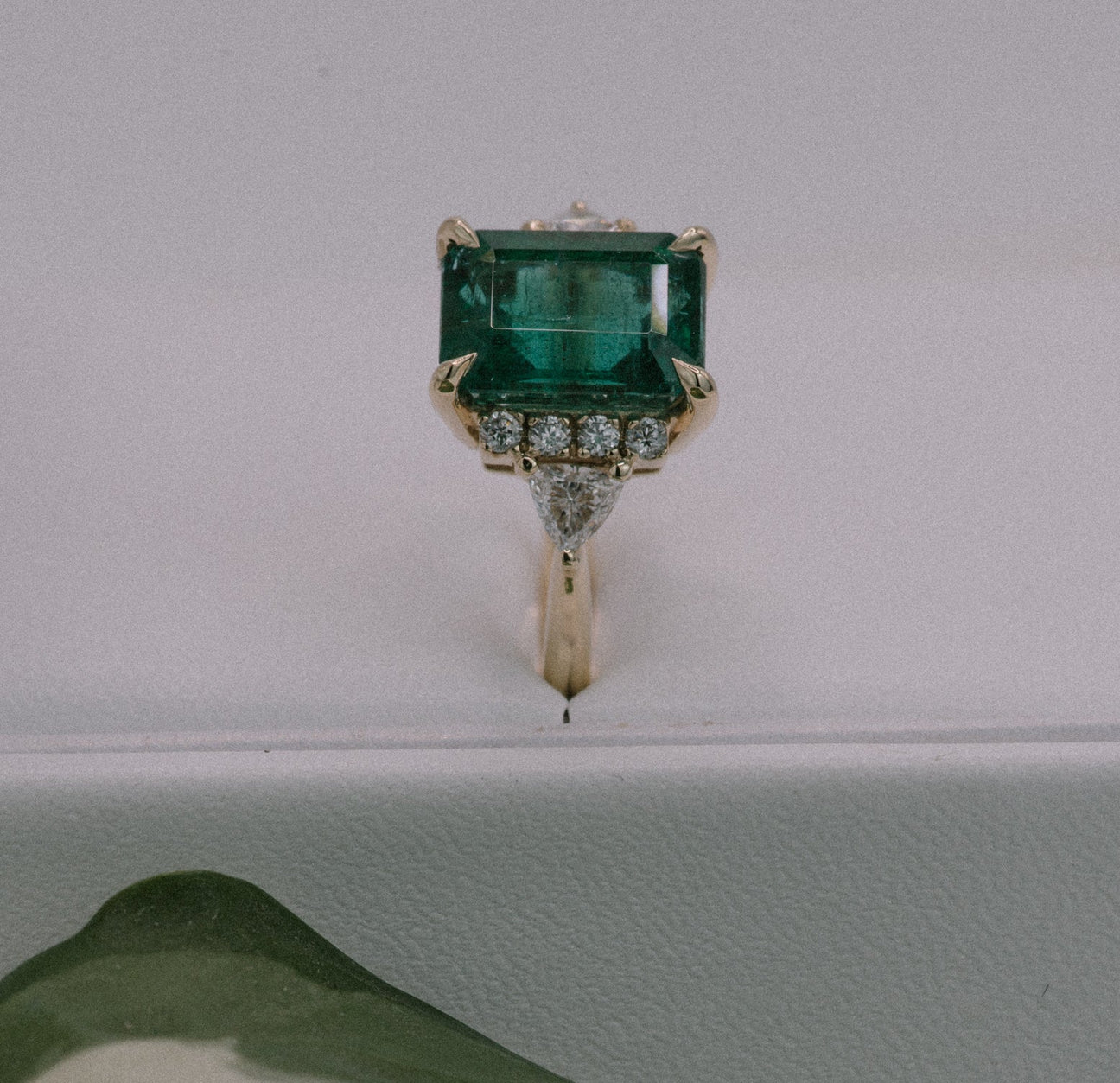 Symmetrical Cluster of Emerald - Laher