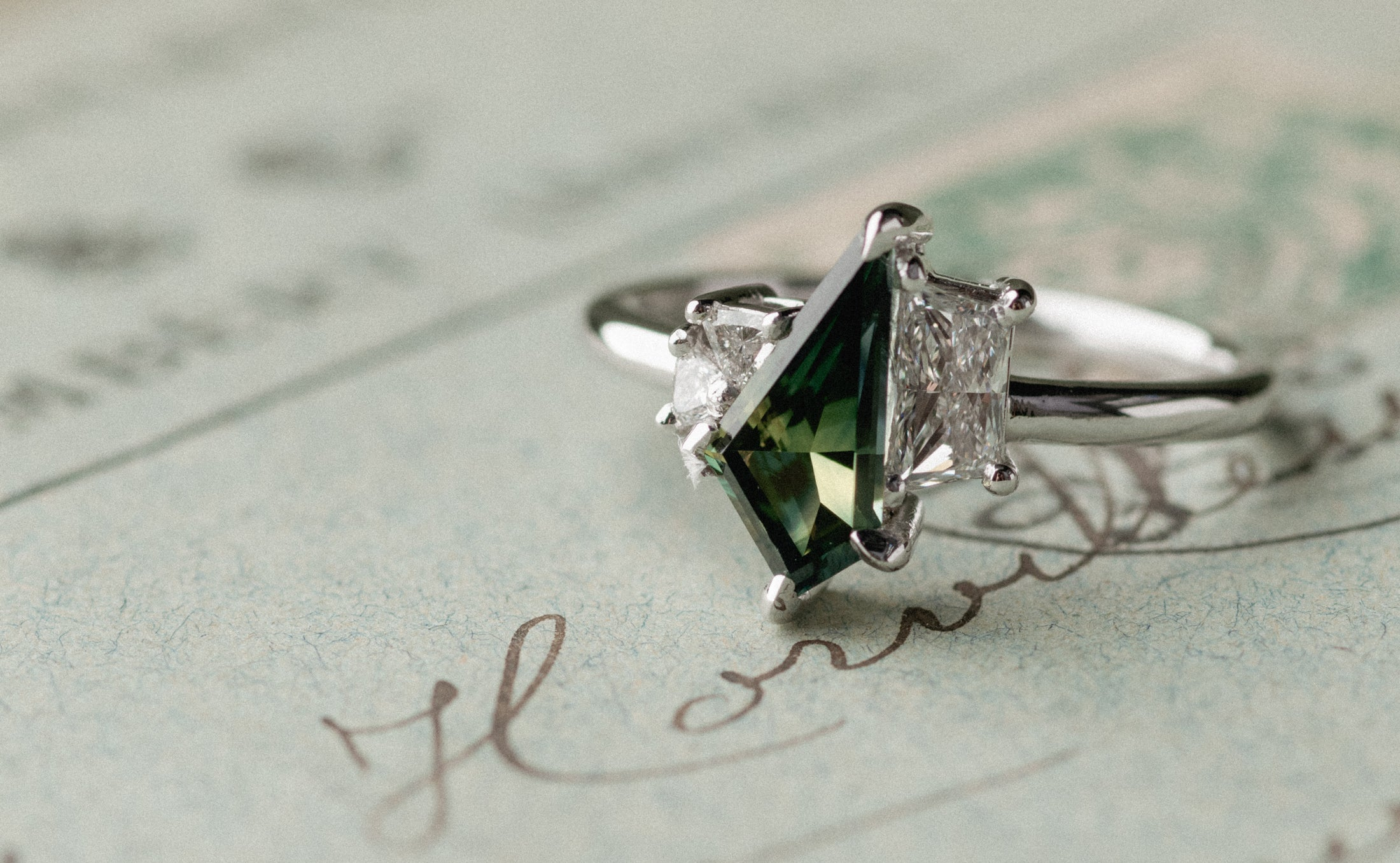 Loose Diamonds - Laher