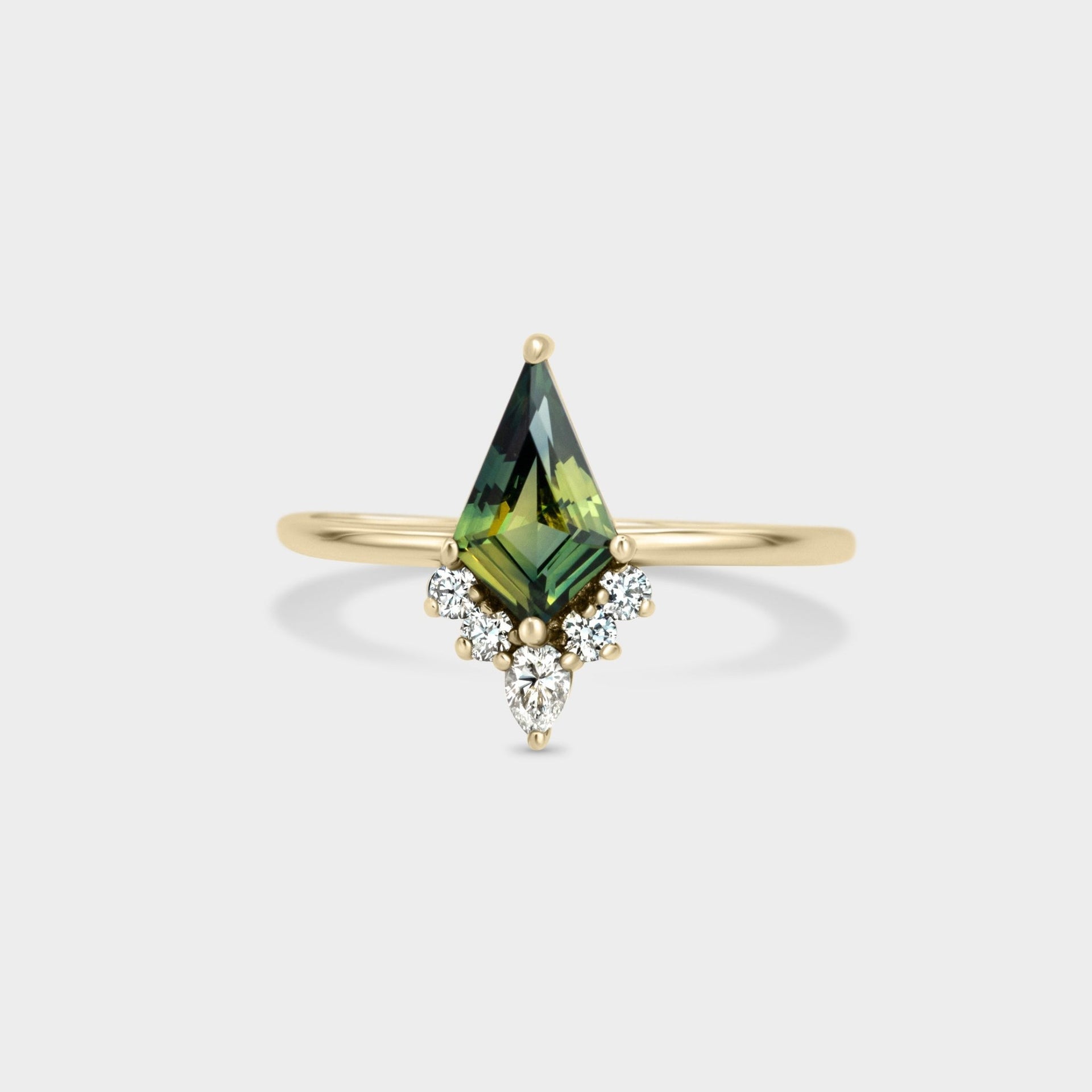 0.94ct Symmetrical Kite Clust of Sapphire - Laher - Rings