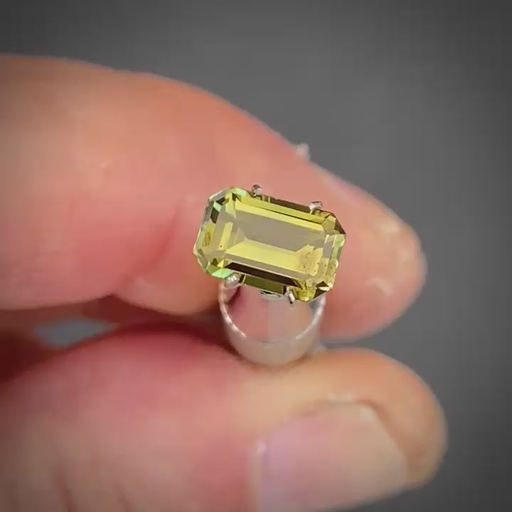 1.95ct Emerald Green Sapphire