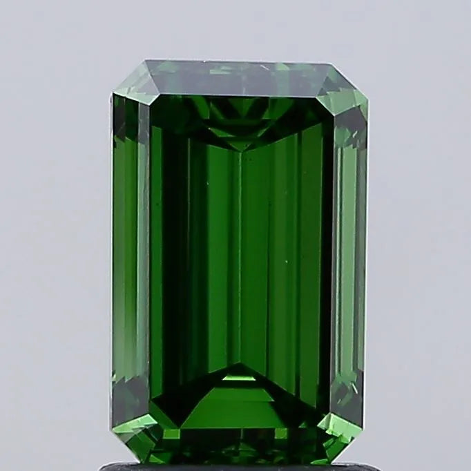 1.71ct Emerald Lab Grown Diamond (Colour Fancy Vivid Green, Clarity VS1, IGI Certified)