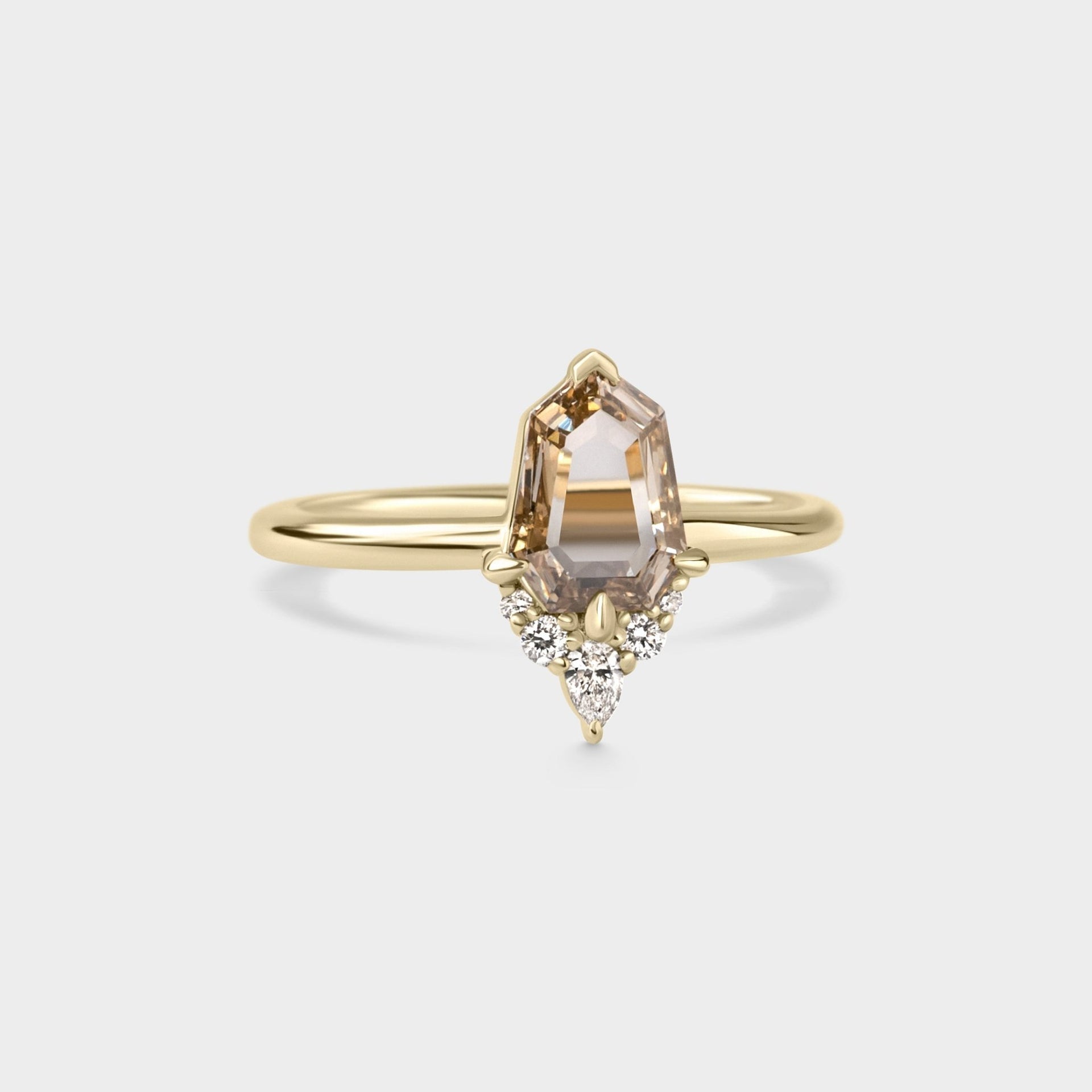1.03ct Symmetrical Cluster of Champagne Diamond - Laher - 