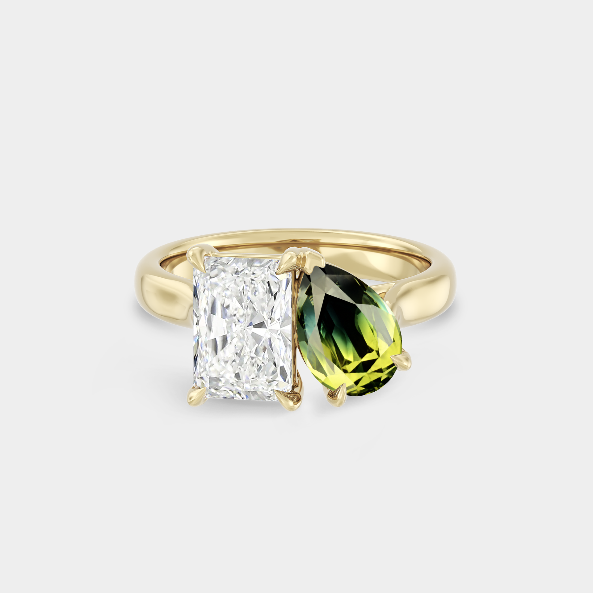 Toi Et Moi | Pear Sapphire & Radiant Lab White Diamond