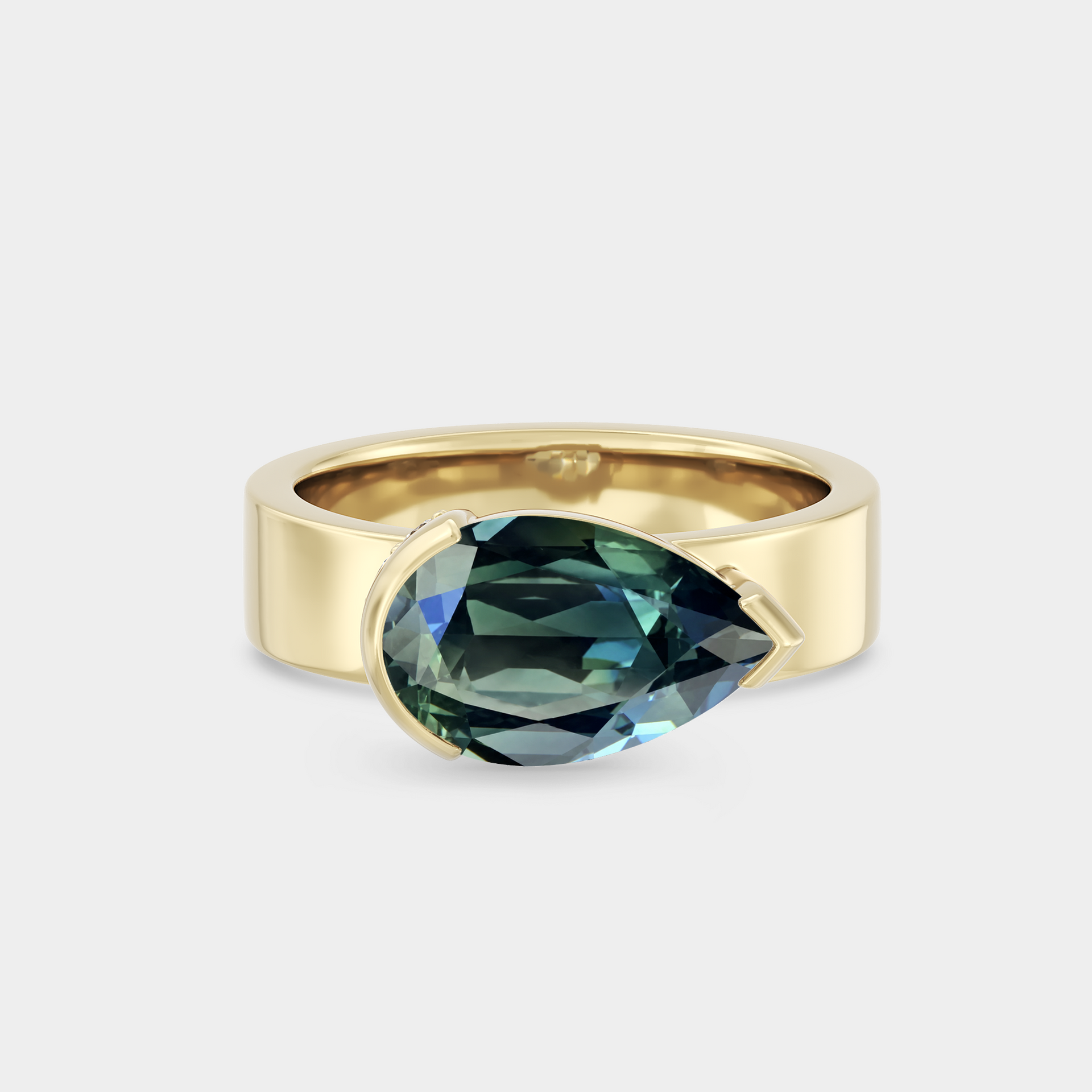 East-West of Pear & Pavé