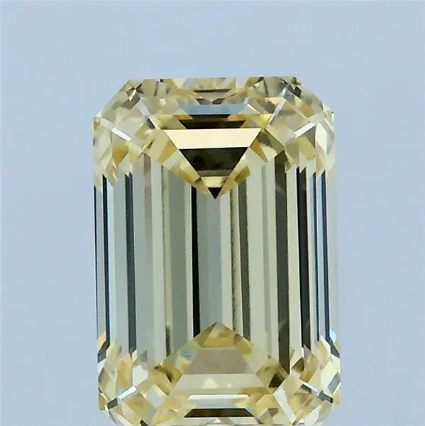 2.11ct Emerald Lab Grown Diamond (Colour Fancy Light Yellow, Clarity VVS1, IGI Certified)