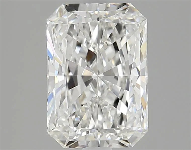 2.54ct Radiant Lab Grown Diamond (Colour F, Clarity VVS2, IGI Certified)