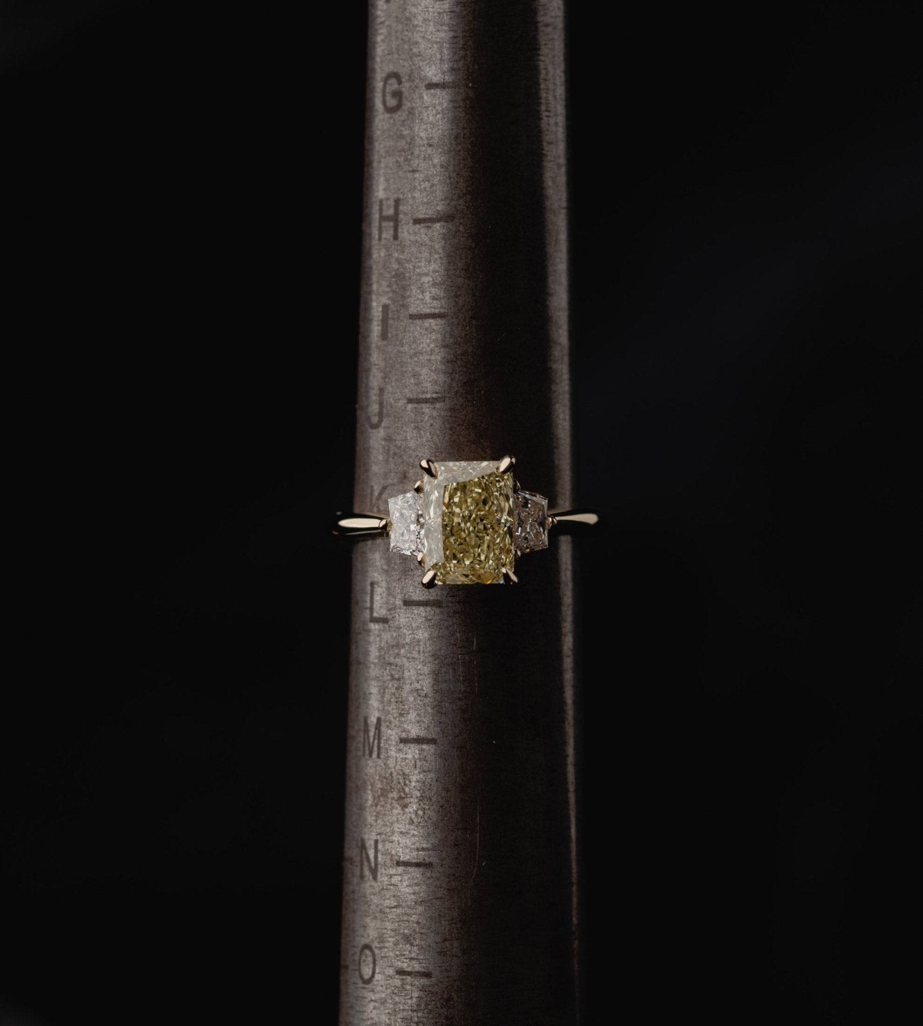 2.03ct Three Stone of Warm White & Diamond - Laher - 