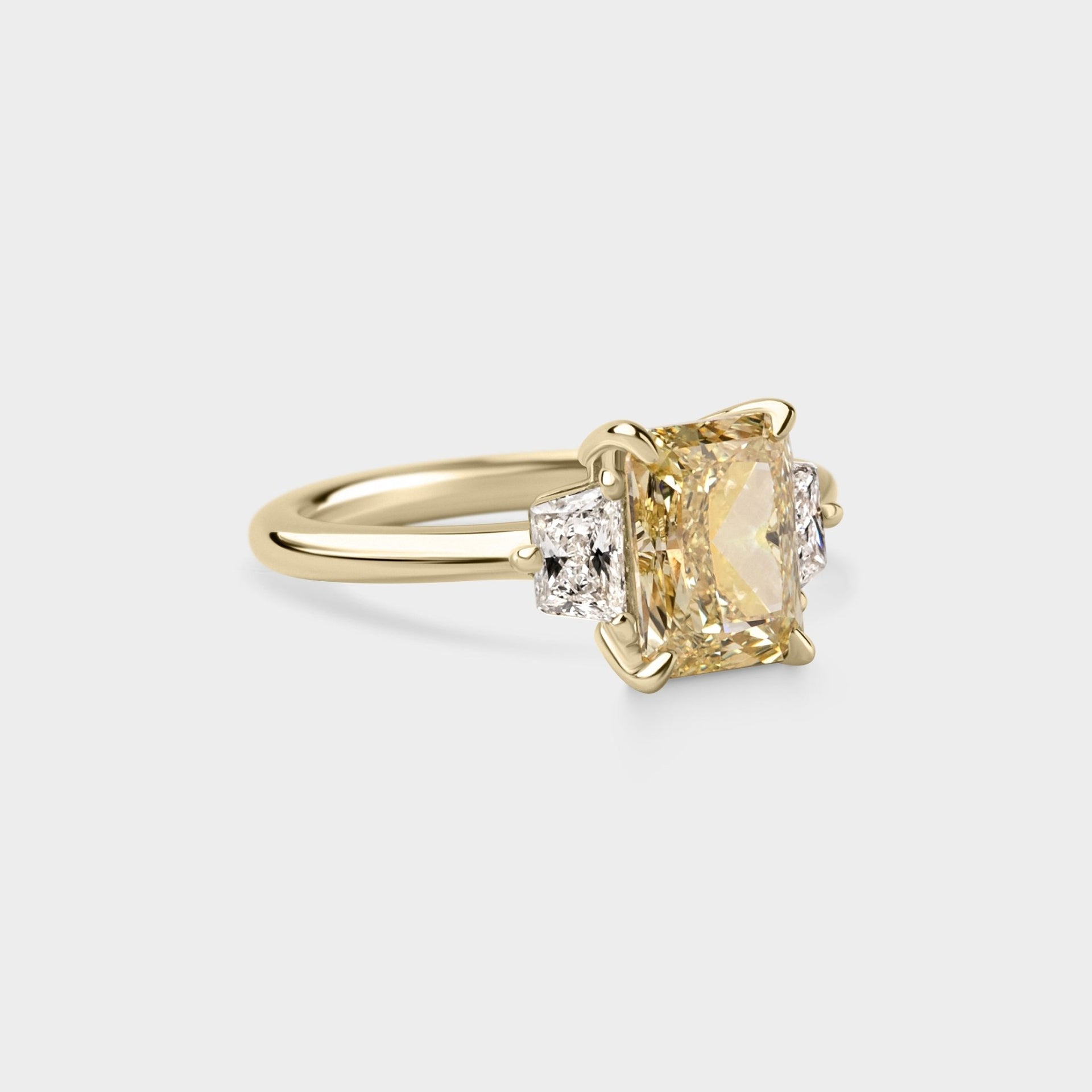 2.03ct Three Stone of Warm White & Diamond - Laher - 