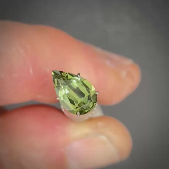 1.53ct Pear Green Sapphire
