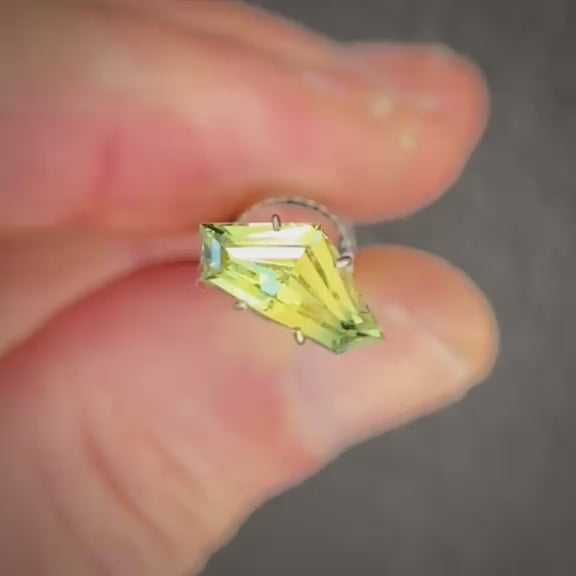 1.23ct Freeform Yellow/Green Parti Sapphire