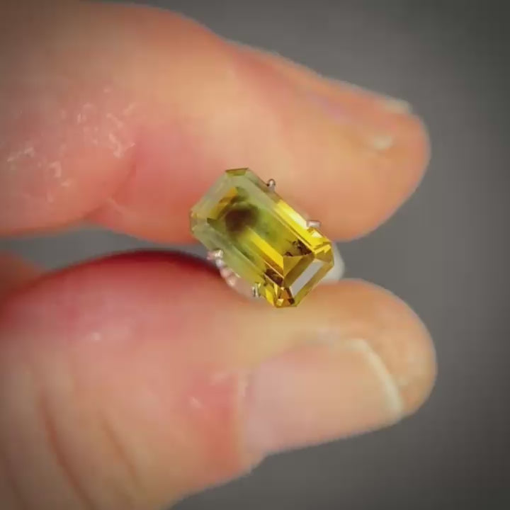 1.67ct Emerald Yellow/Green Parti Sapphire