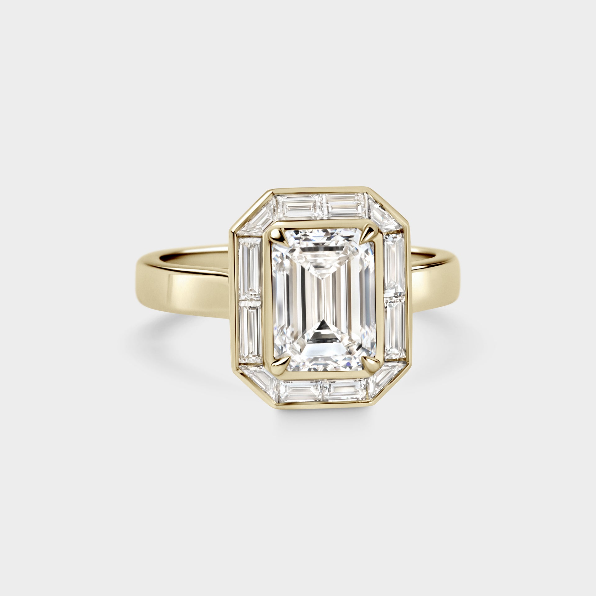 Halo of Emerald White Diamond