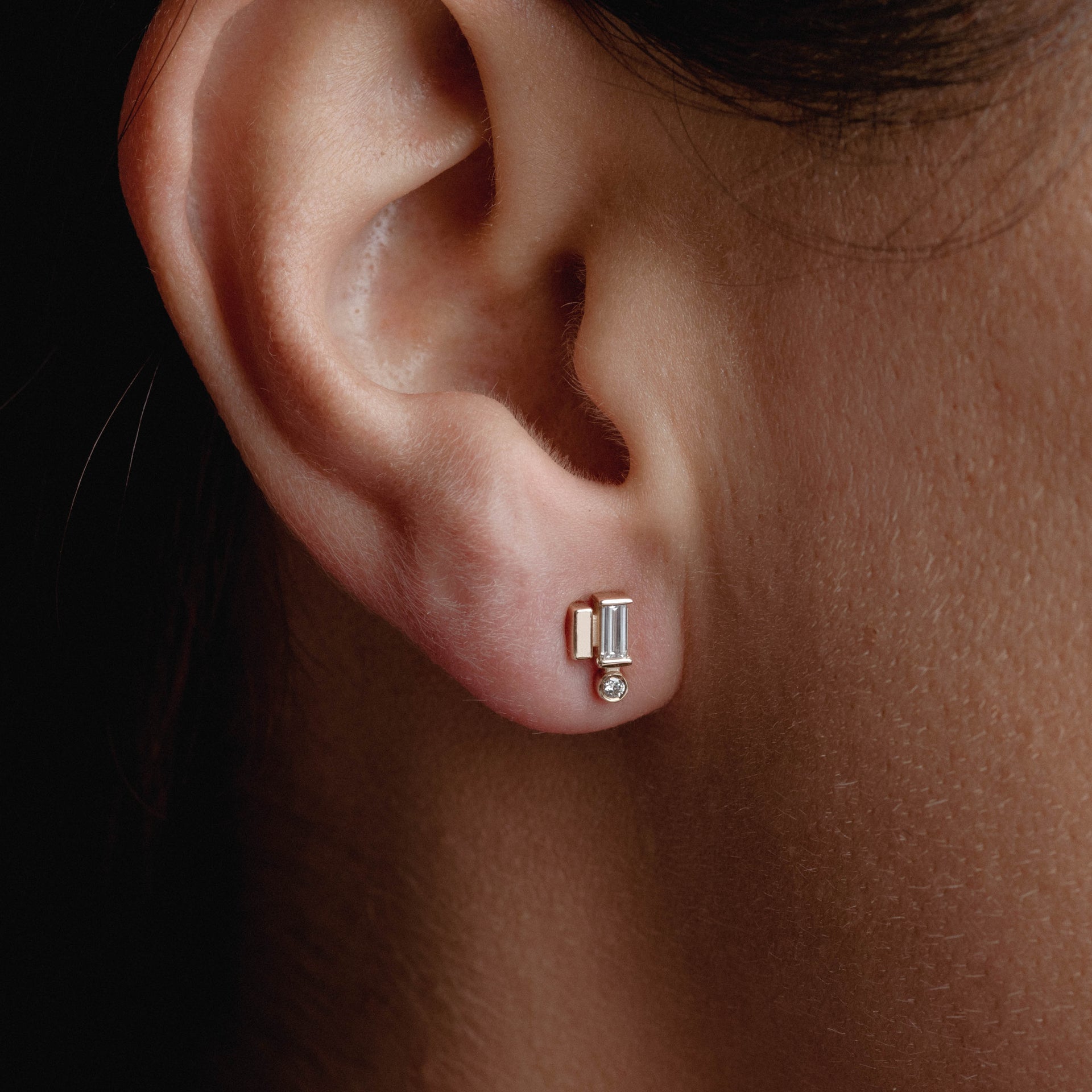 Planar Orient Studs