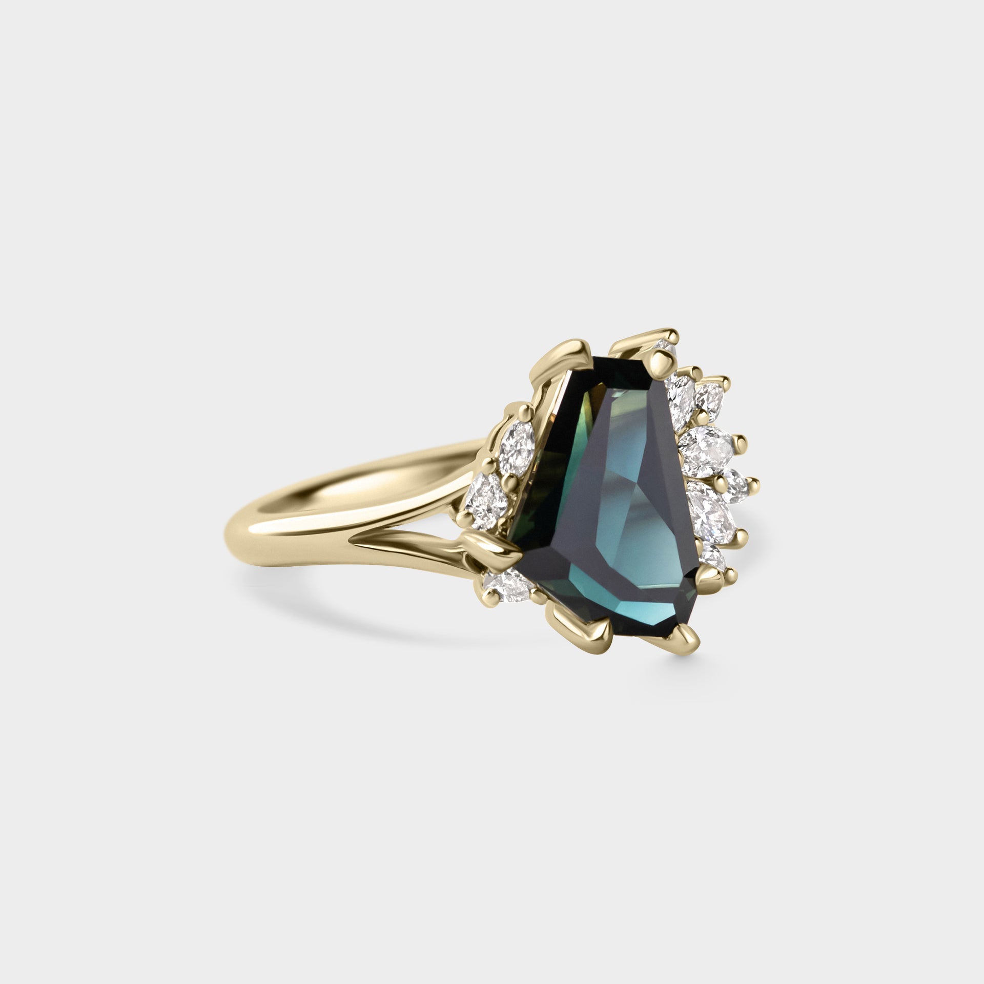 1.91ct Irregular Cluster of Blue Sapphire & Diamond