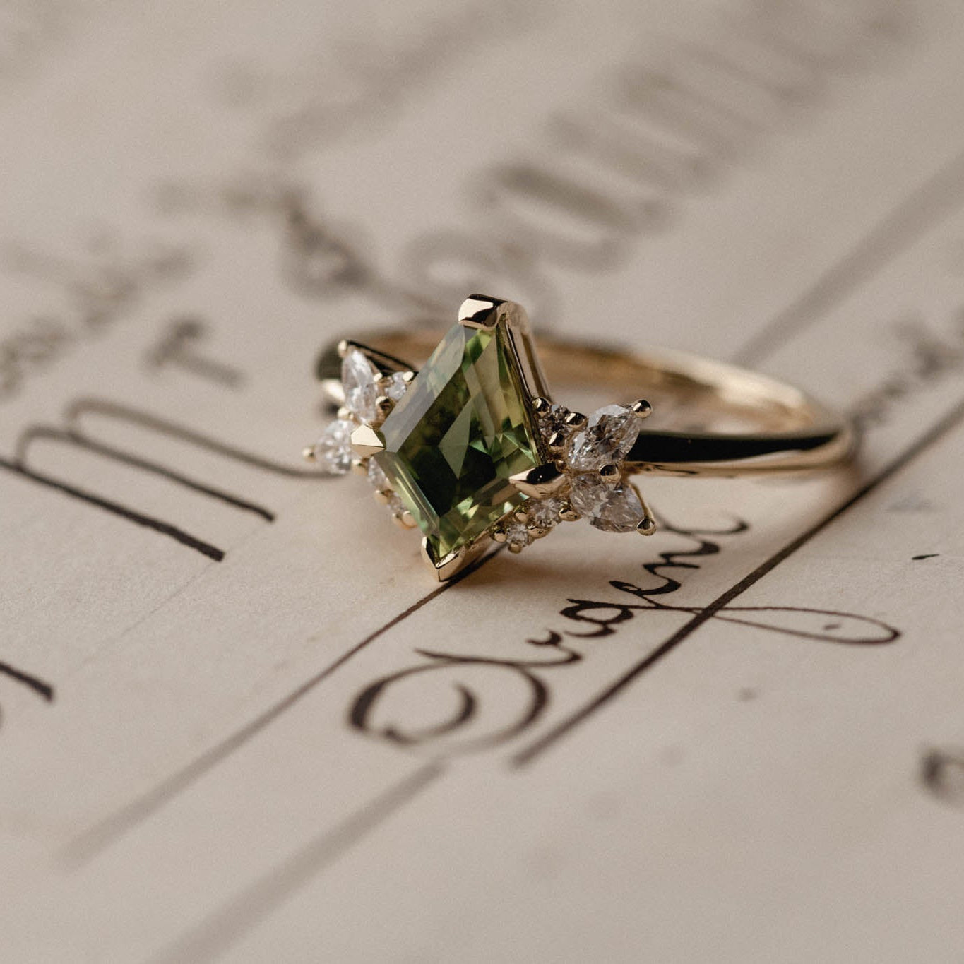1.28ctct Symmetrical Cluster of Kite Green Sapphire & Diamond