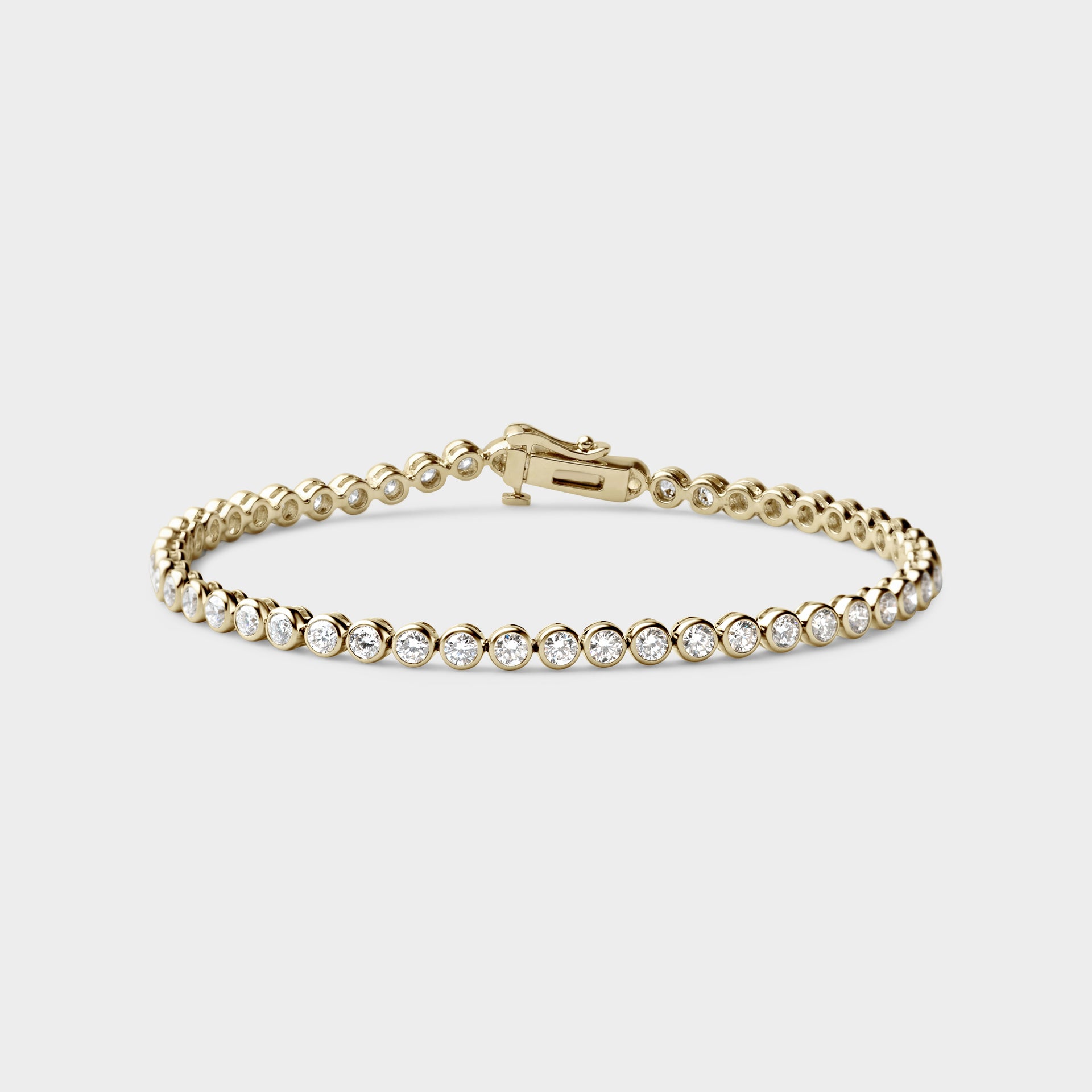 Round Bezel Diamond Tennis Bracelet