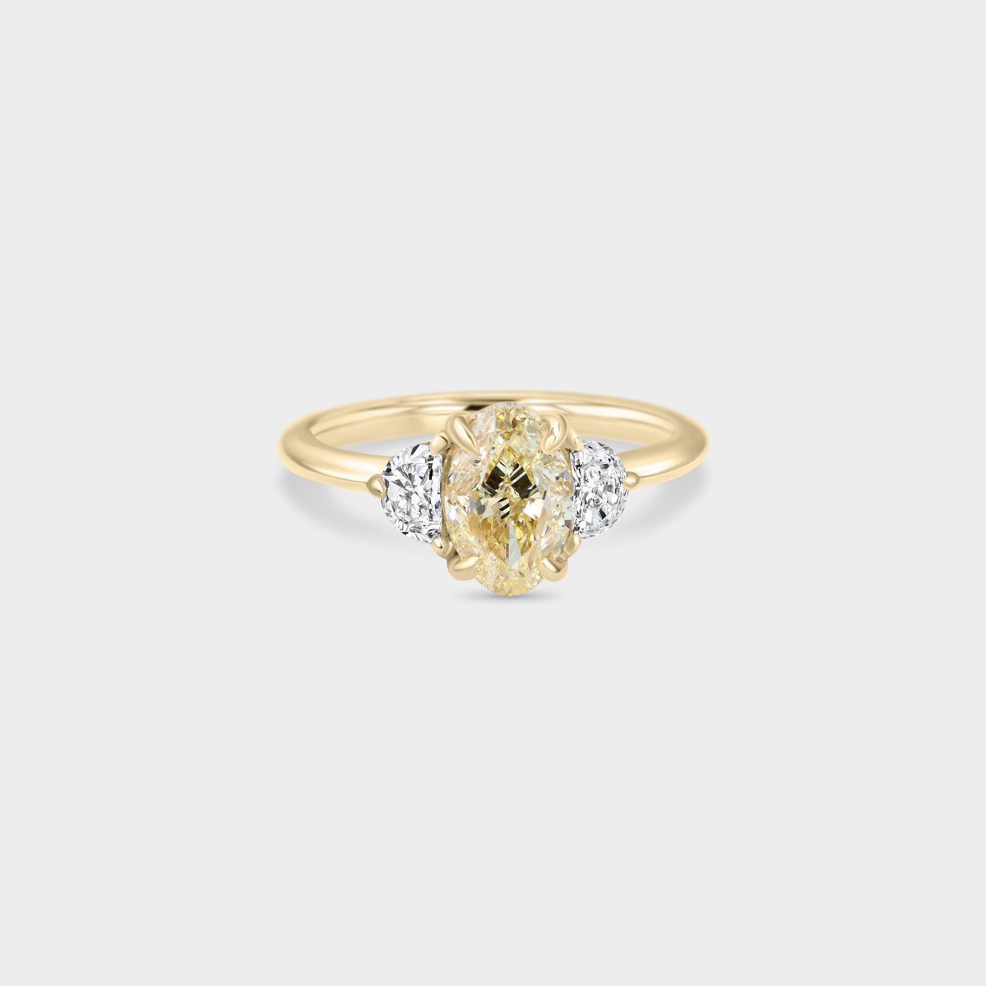 2.01ct Three Stone of Warm Oval & Diamond