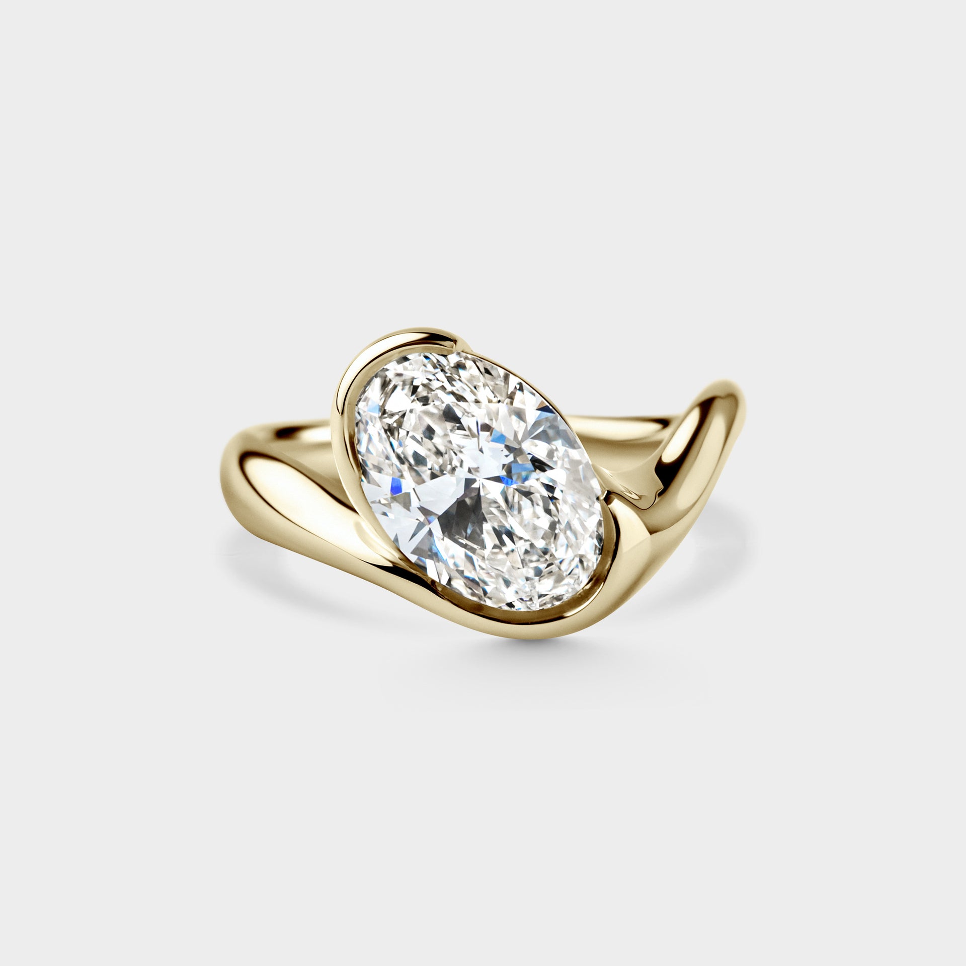 2.59ct Off-Angle Organic Wrap of Lab Diamond