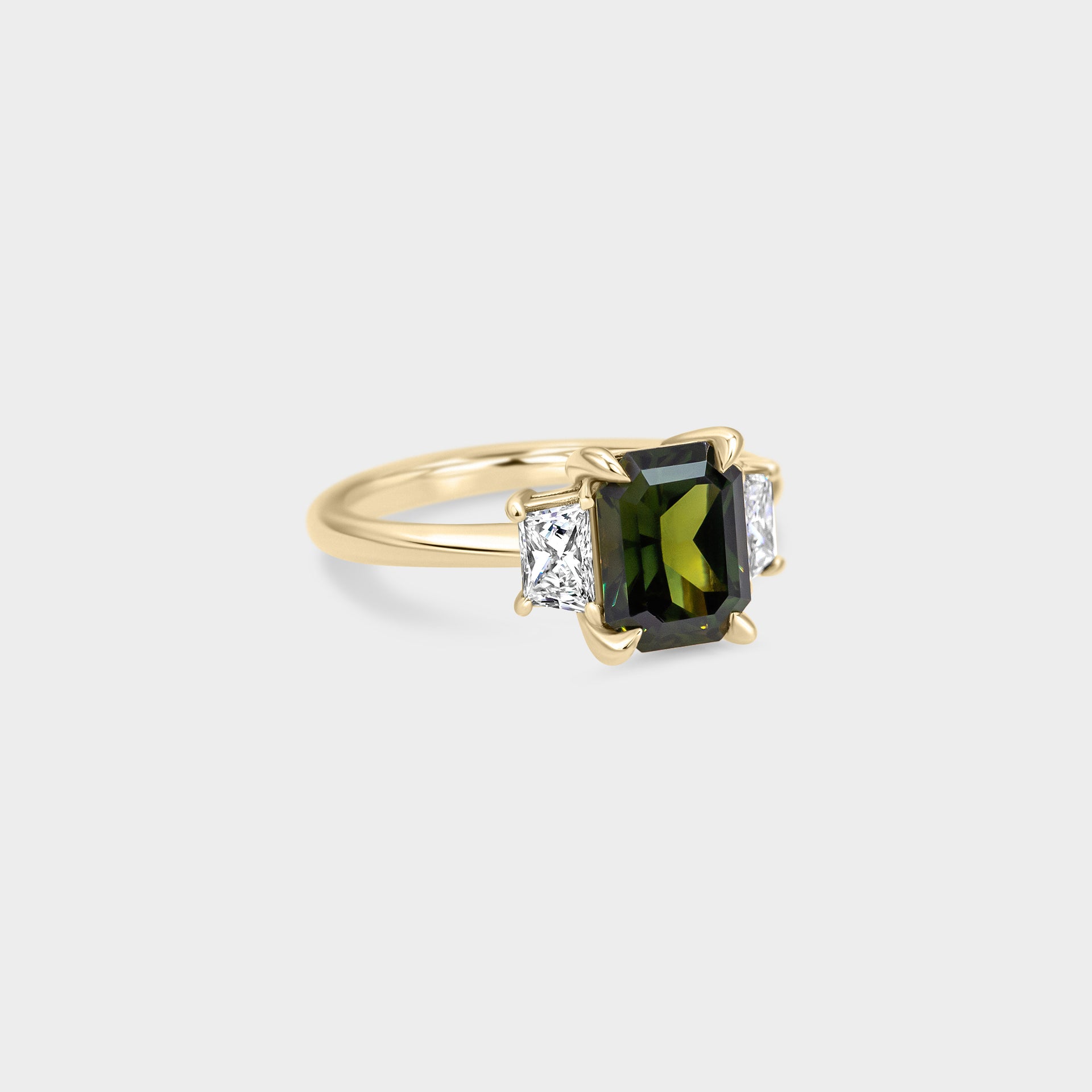2.35ct Three Stone of Sapphire & Diamond