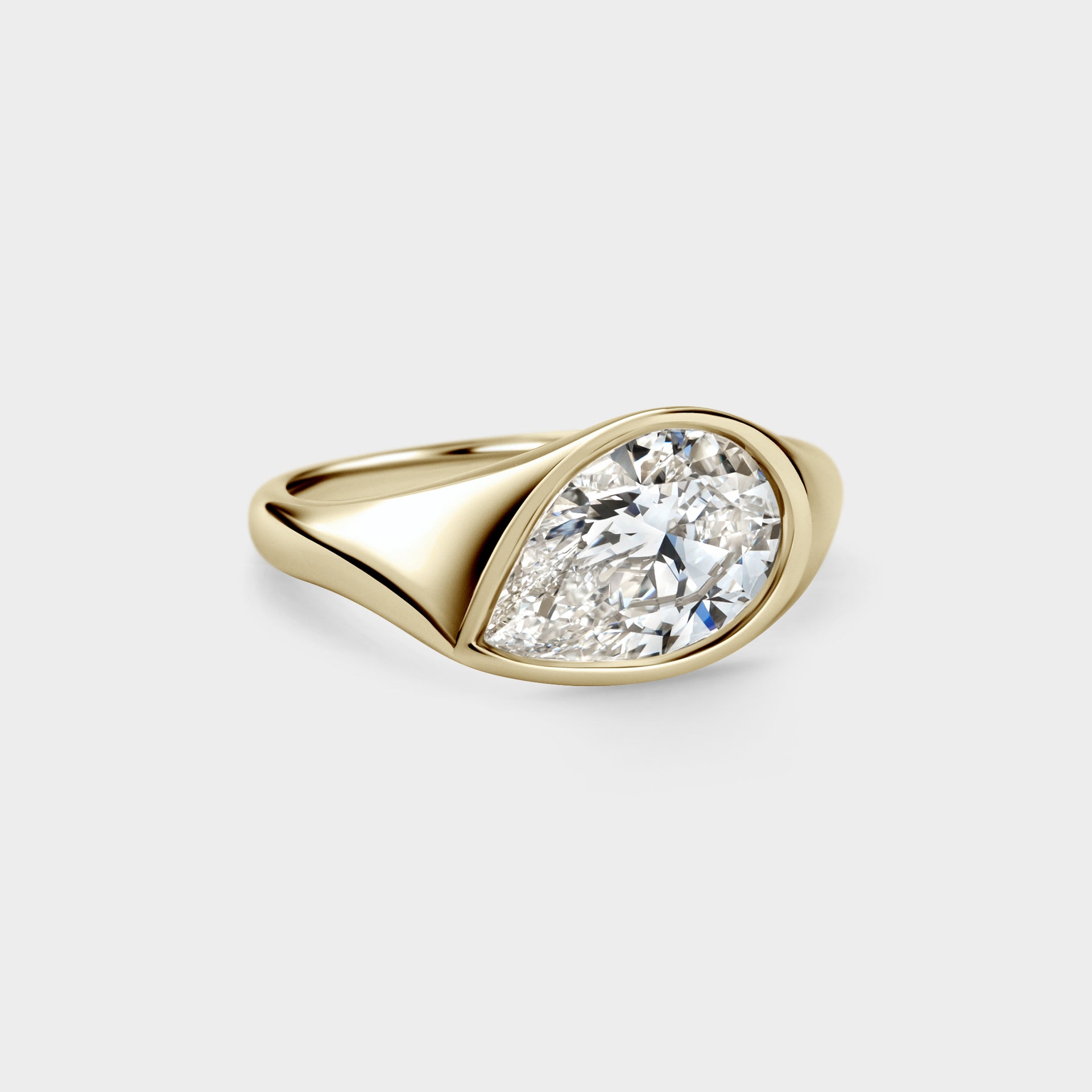 Bezel of Pear Lab Diamond