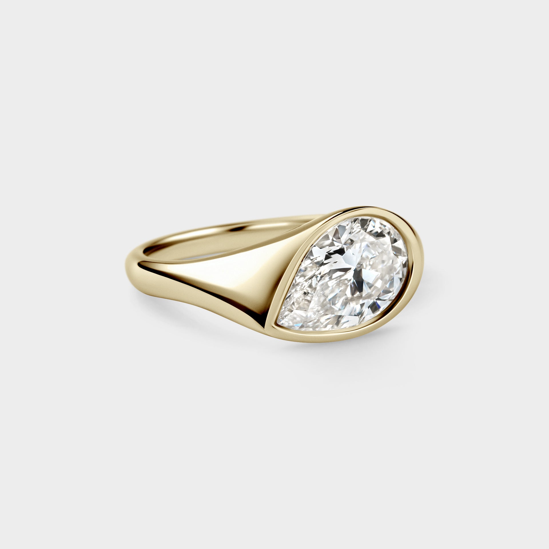 Bezel of Pear Lab Diamond