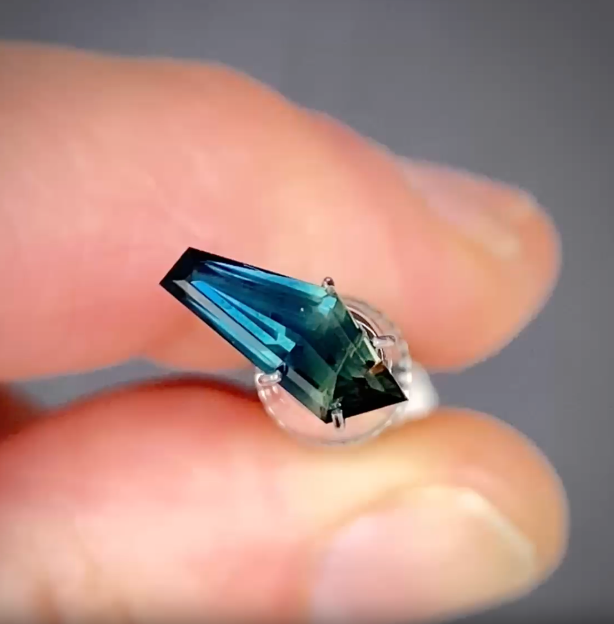 1.31ct Freeform Blue/Yellow Parti Sapphire