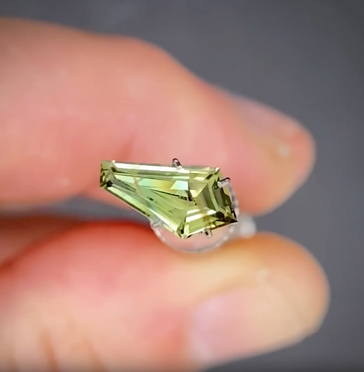 1.18ct Freeform Green Parti Sapphire