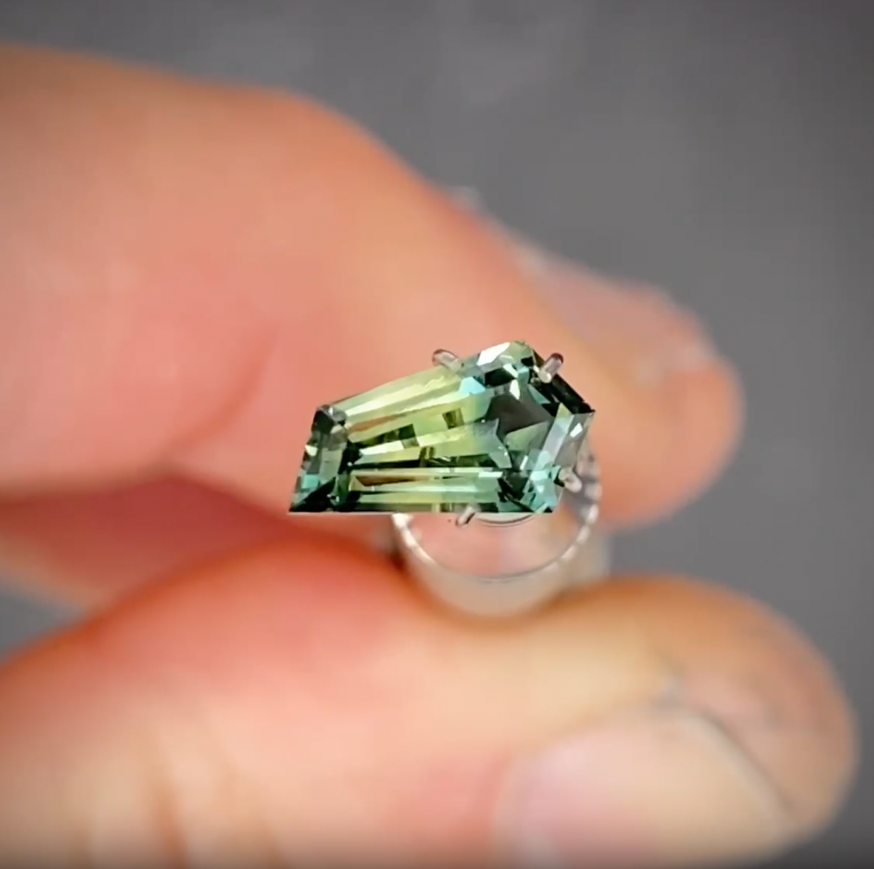 1.43ct Freeform Blue/Yellow Parti Sapphire