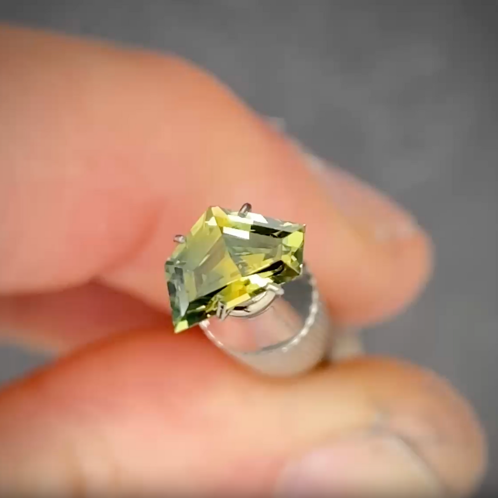 1.22ct Freeform Green/Yellow Parti Sapphire