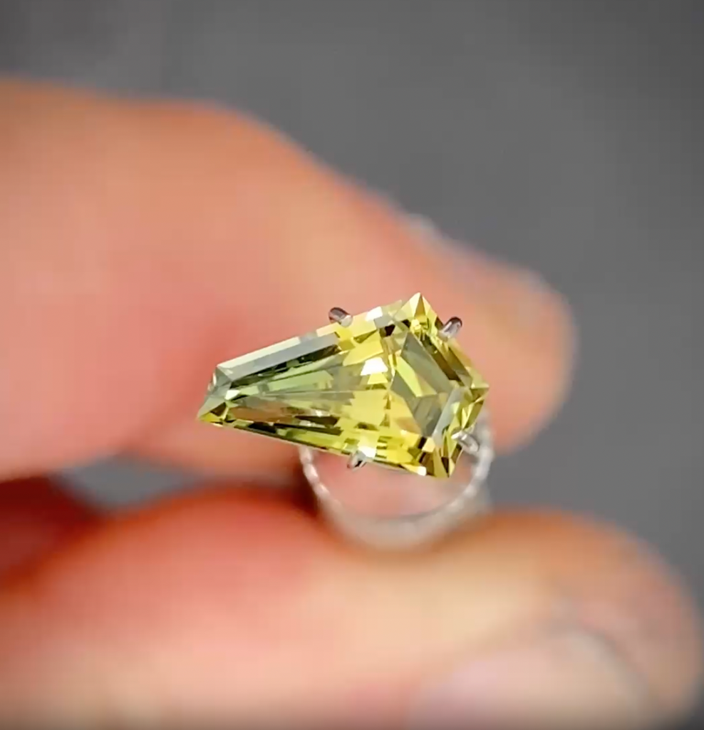 1.19ct Freeform Yellow/Green Parti Sapphire