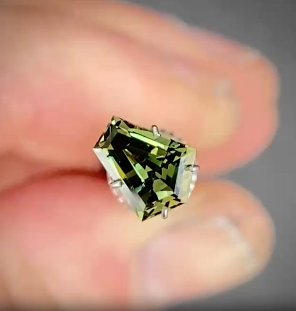 1.45ct Freeform Green/Yellow Parti Sapphire