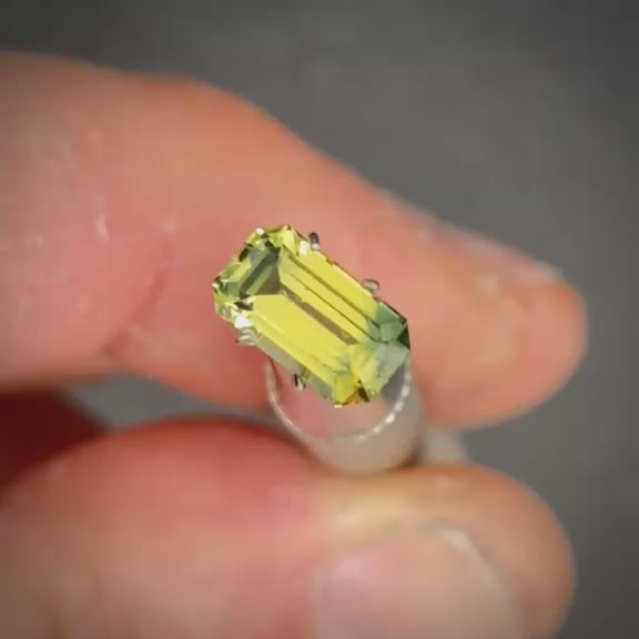 1.51ct Emerald Cut Yellow/Green Parti Sapphire
