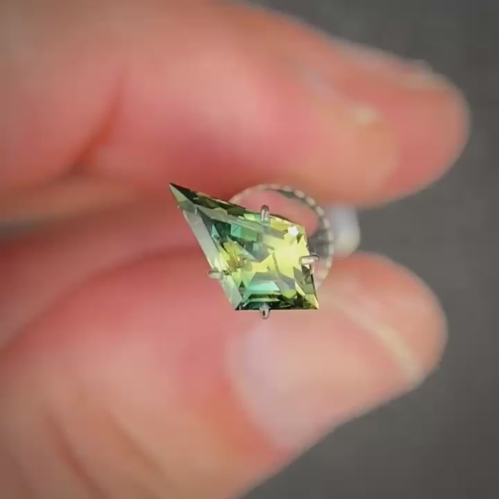 1.06ct Kite Cut Blue/Yellow Parti Sapphire