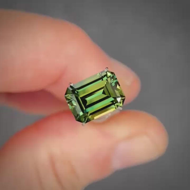 3.07ct Emerald Green Sapphire