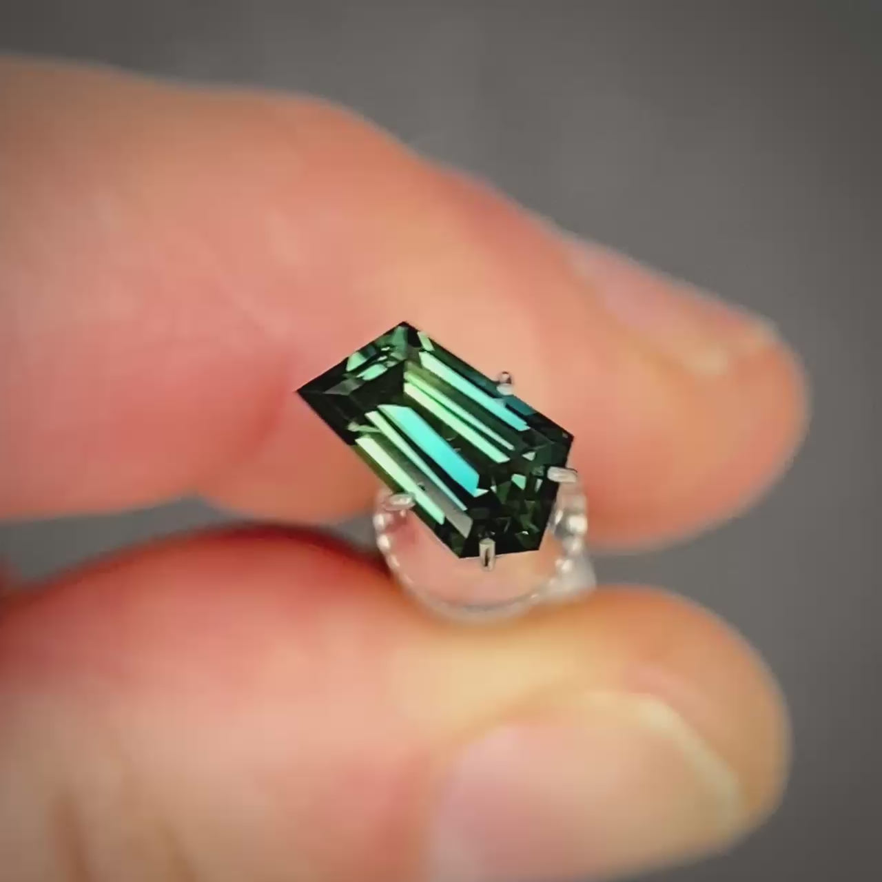 1.42ct Freeform Blue/Yellow Parti Sapphire