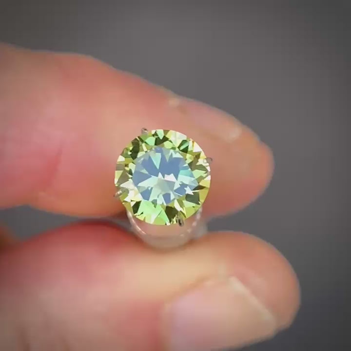 2.01ct Round Green Sapphire