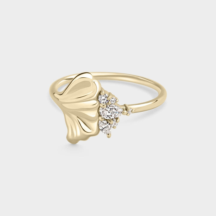 Irregular Rose Cluster - Laher - 