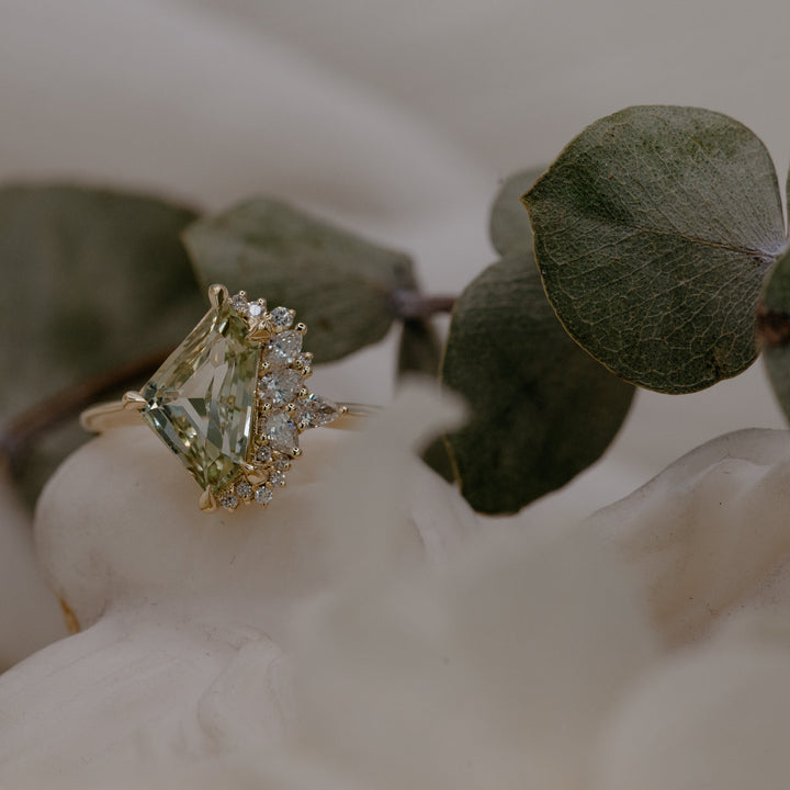 03⌇2.01ct Irregular Cluster of Sapphire - Lei è -